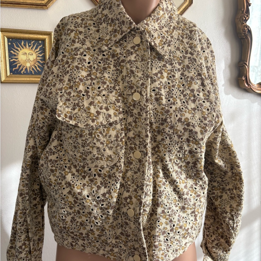 Solitaire Floral Bomber Jacket in Cream and Brown